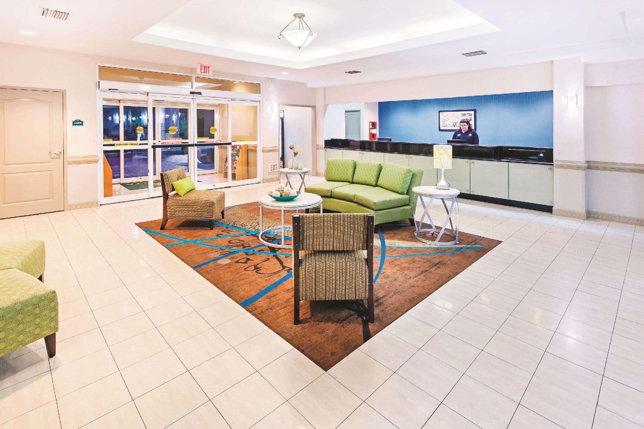 La Quinta By Wyndham Corpus Christi Airport Hotel Luaran gambar